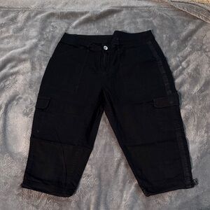 Time and Tru Black Capris